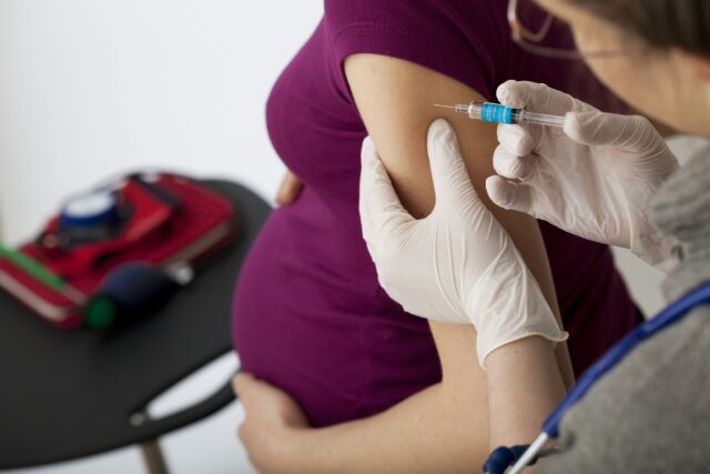 Εμβόλιο κοκκύτη στην εγκυμοσύνη: Σημαντικά οφέλη